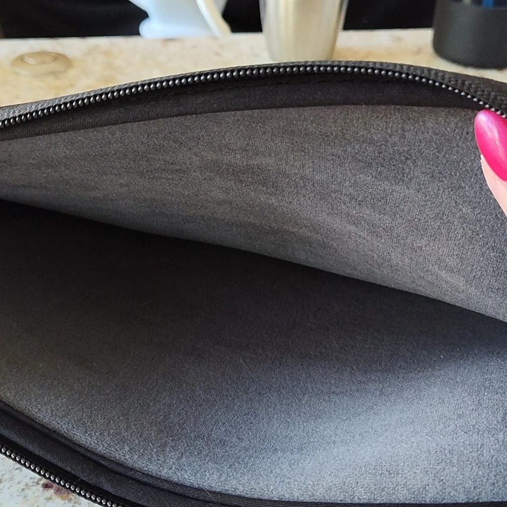 HP Tablet Cover Scuba Black Padded w front zipper pocket